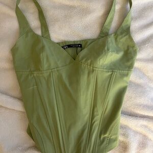 Zara corset size small bought in Italy